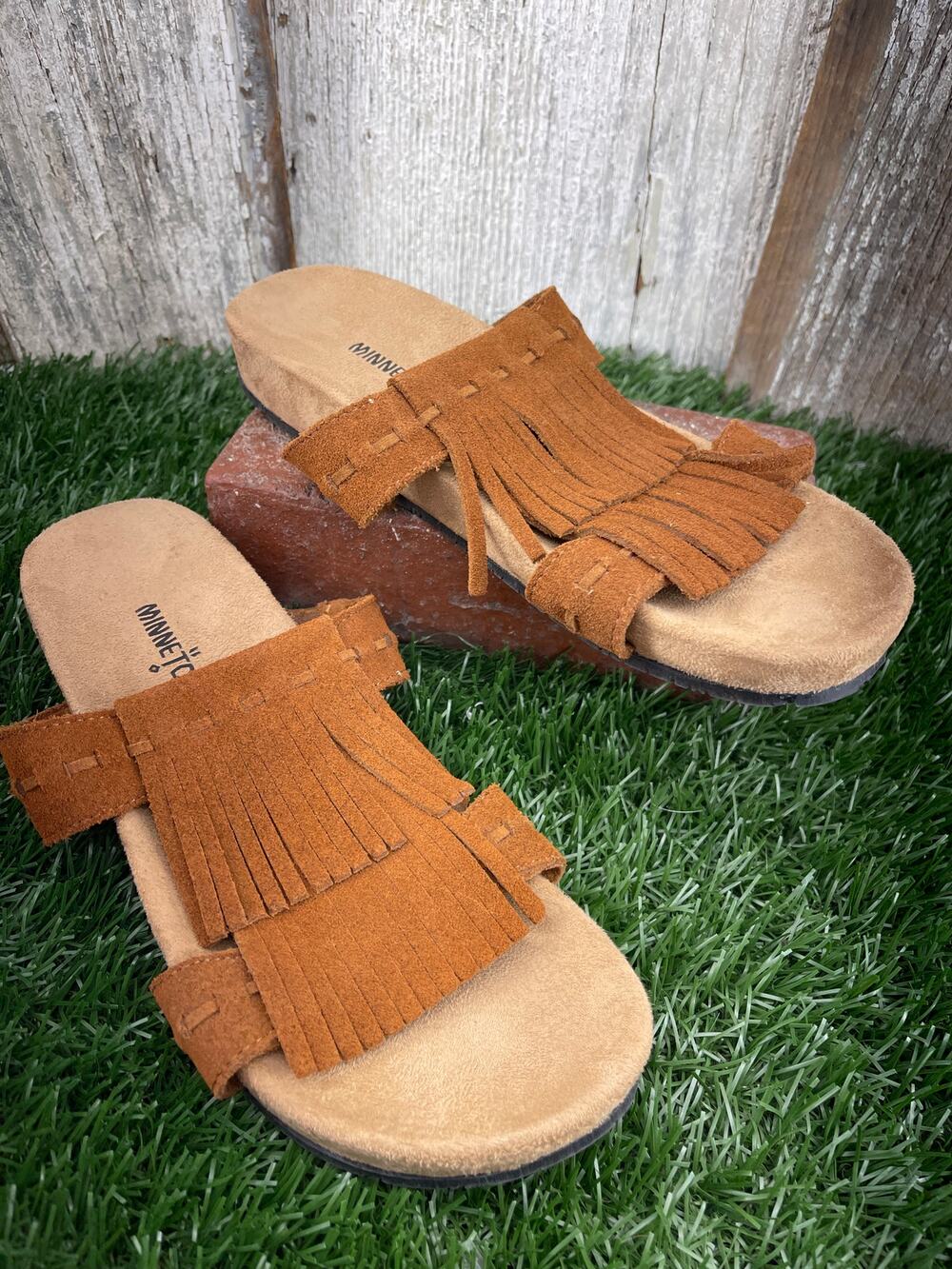 Minnetonka Daisy Suede Fringe Slide Sandals Women's 8